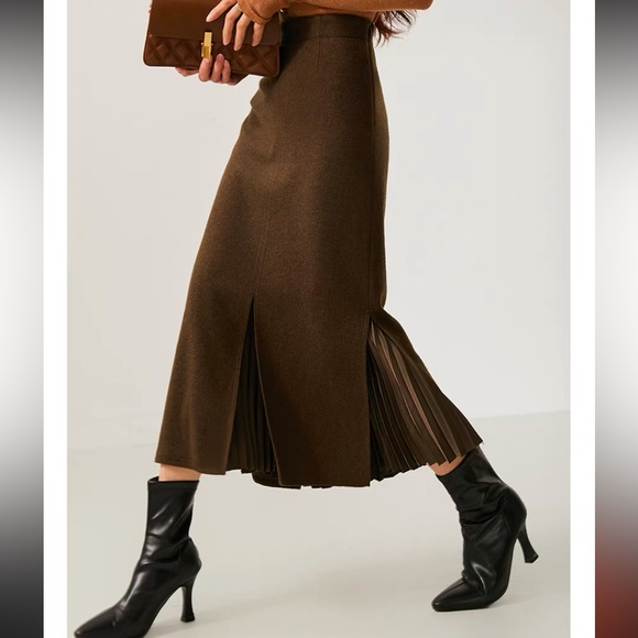 Wool blend skirt - Picture 8 of 11